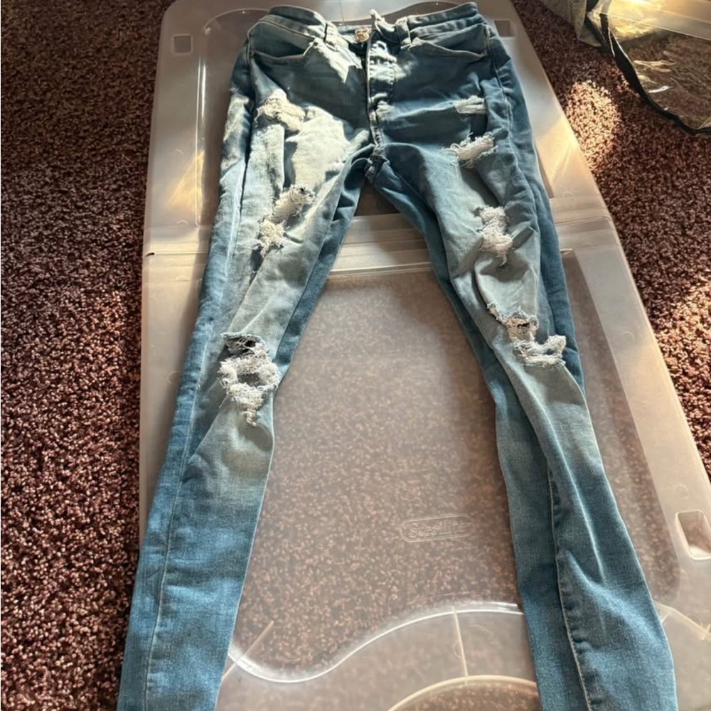 SO Women's Distressed Light Blue Skinny Jeans
